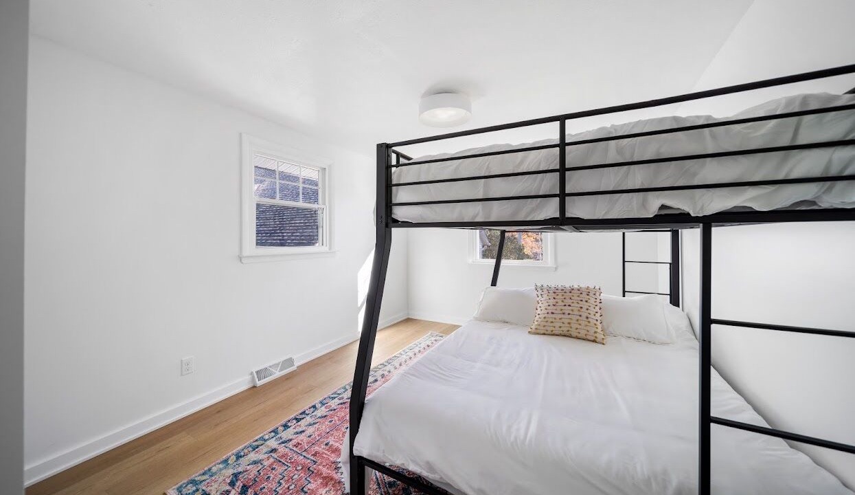 Photo of Bedroom in Willoughby