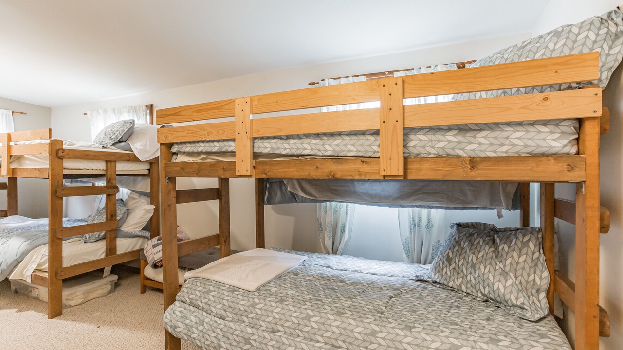 Photo of Bedroom in Thompson