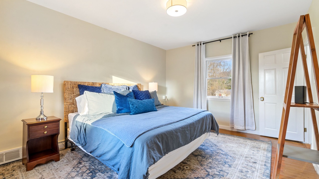 Photo of Bedroom in Zelienople
