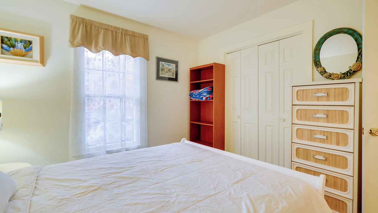Photo of Bedroom in Avon