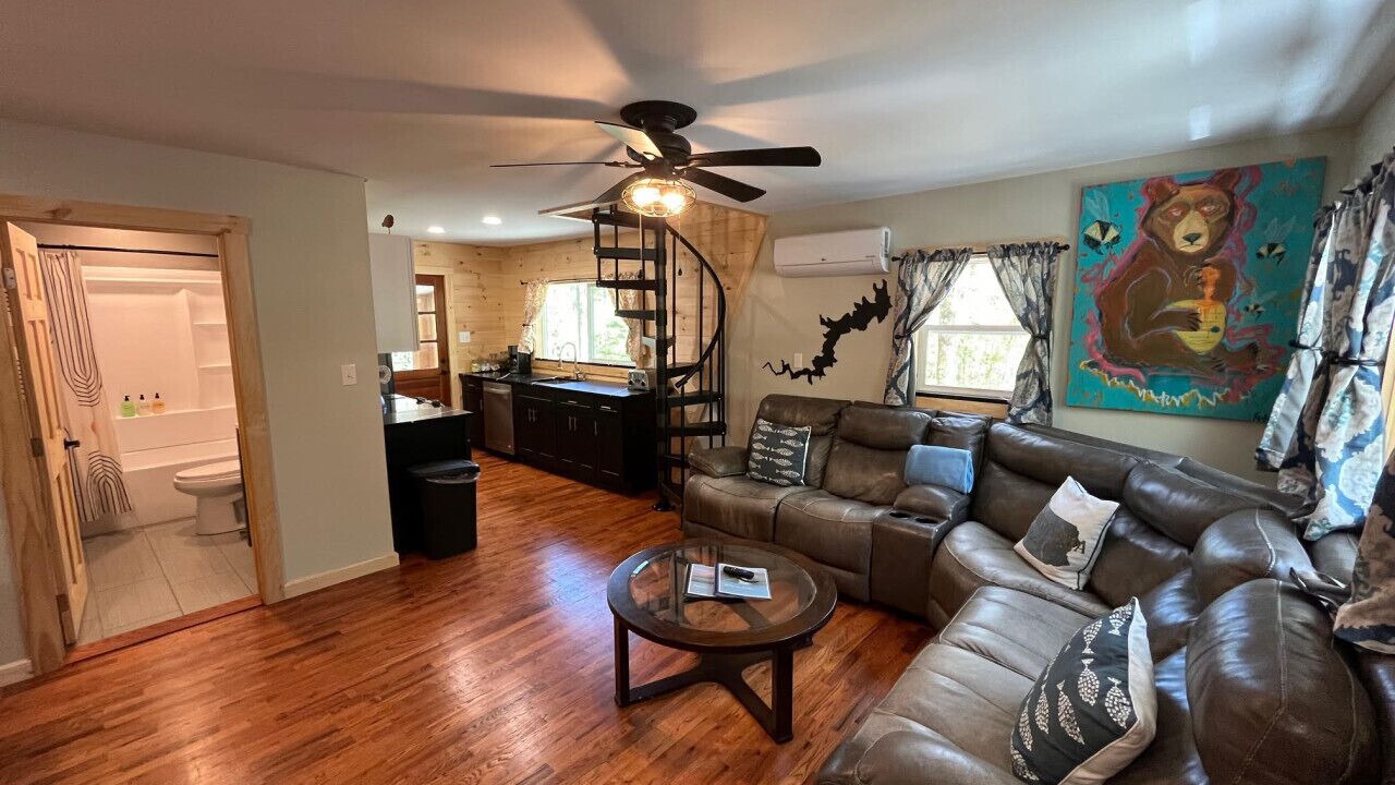 Photo of Livingroom in Hawley