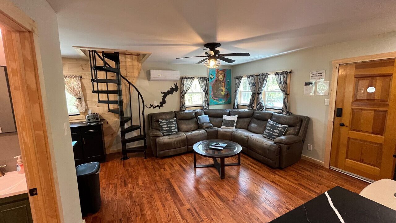 Photo of Livingroom in Hawley