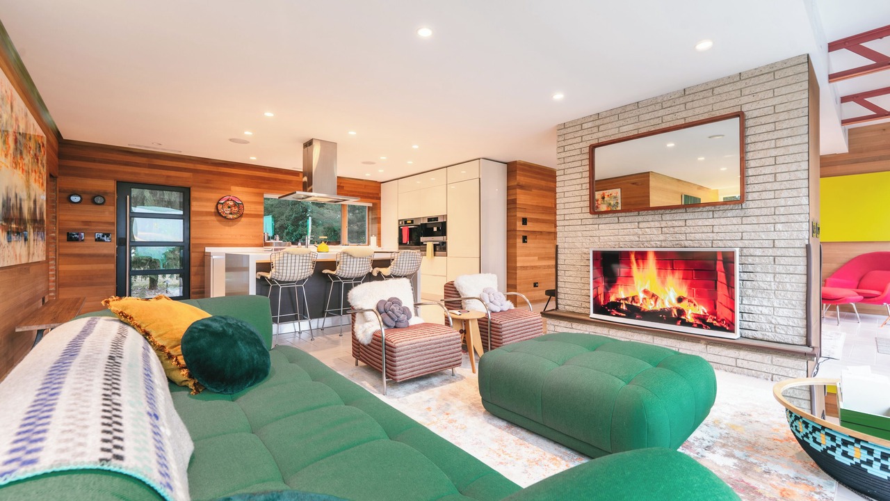 Photo of Livingroom in Middle Hope