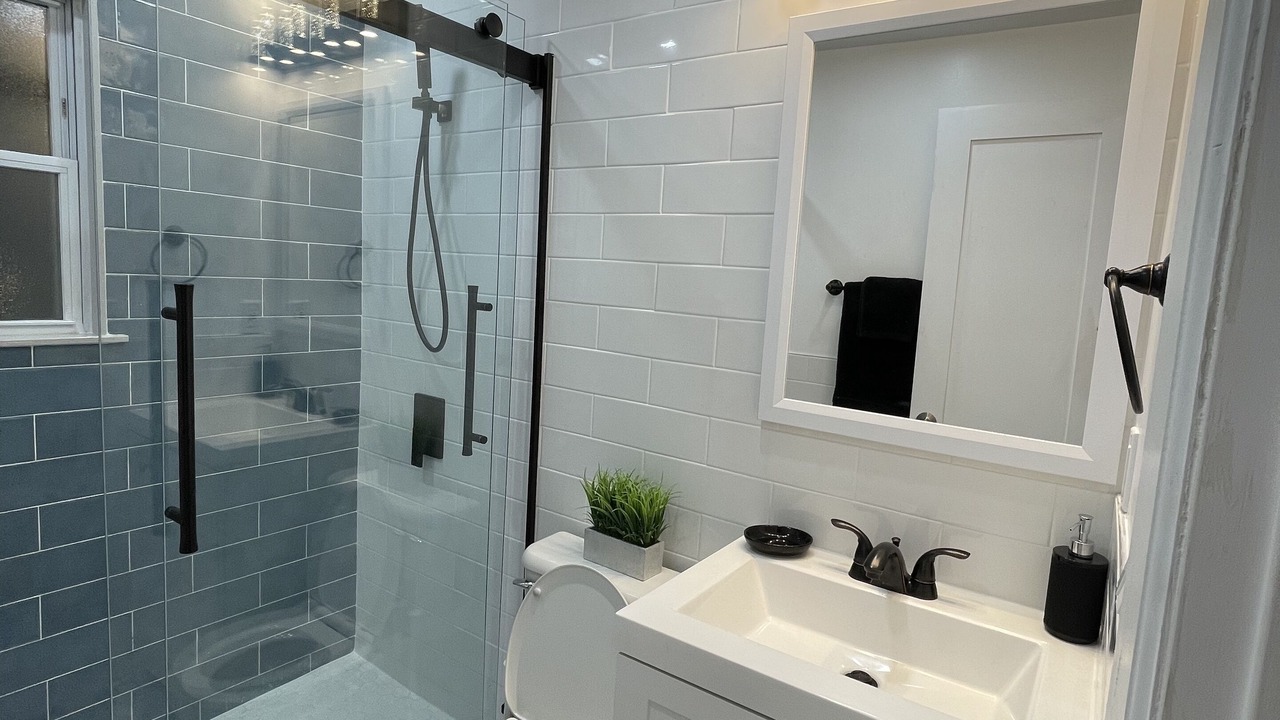 Photo of Bathroom in Rahway