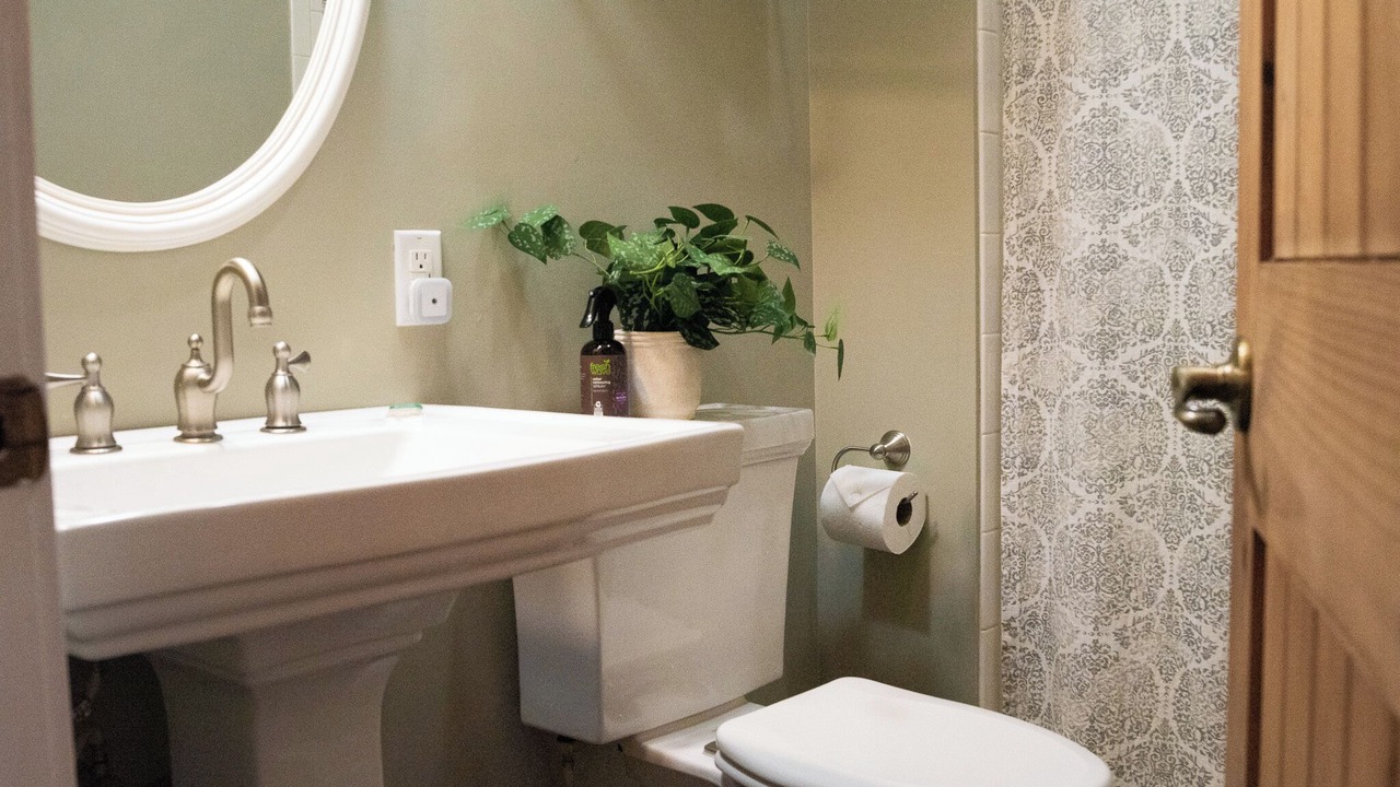 Photo of Bathroom in Rawley Springs