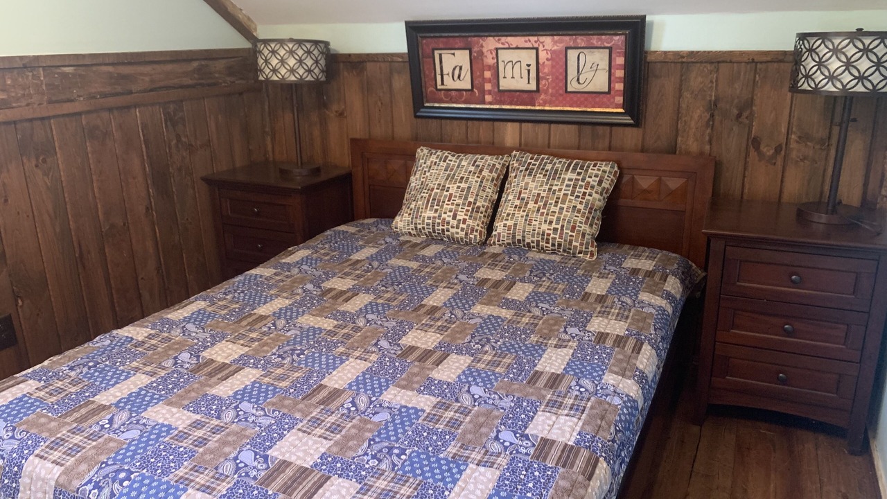 Photo of Bedroom in Shohola