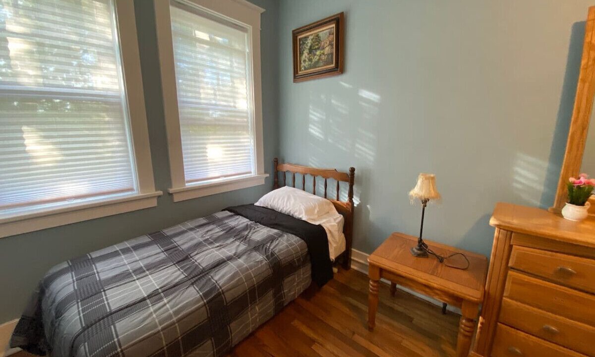 Photo of Bedroom in Point Breeze