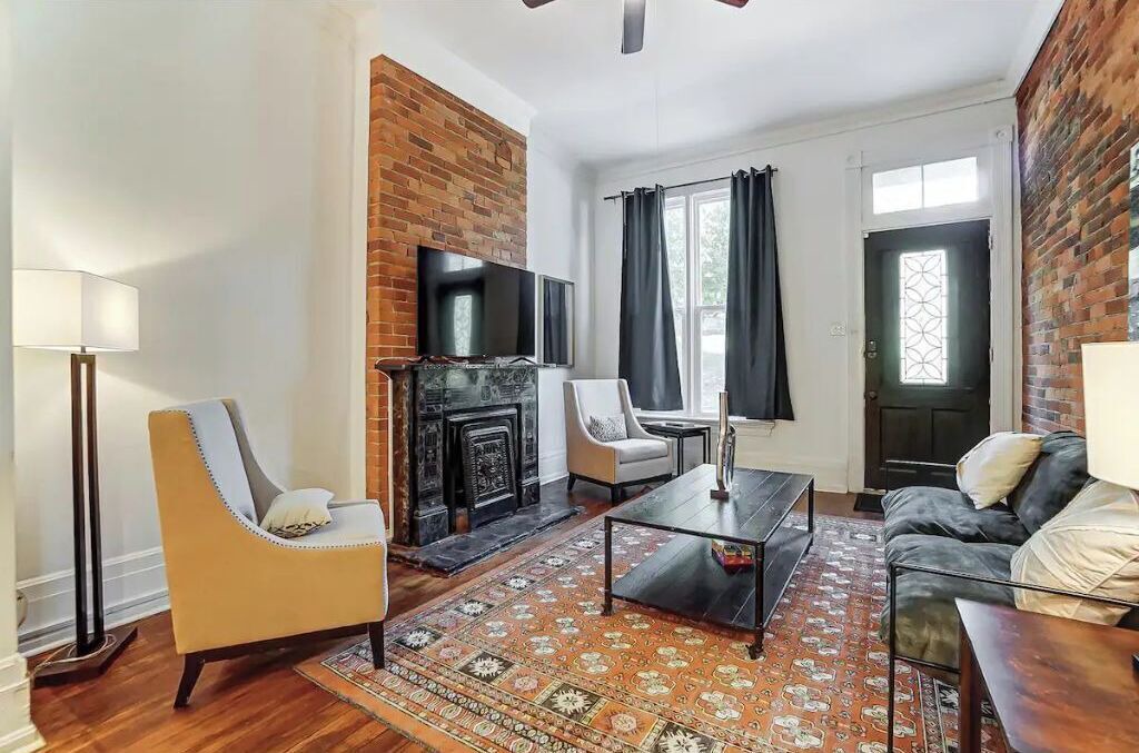 Photo of Livingroom in Central Business District