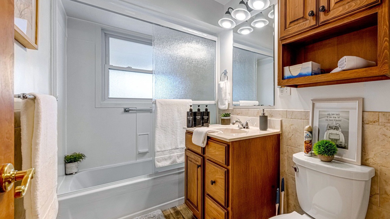 Photo of Bathroom in Monaca