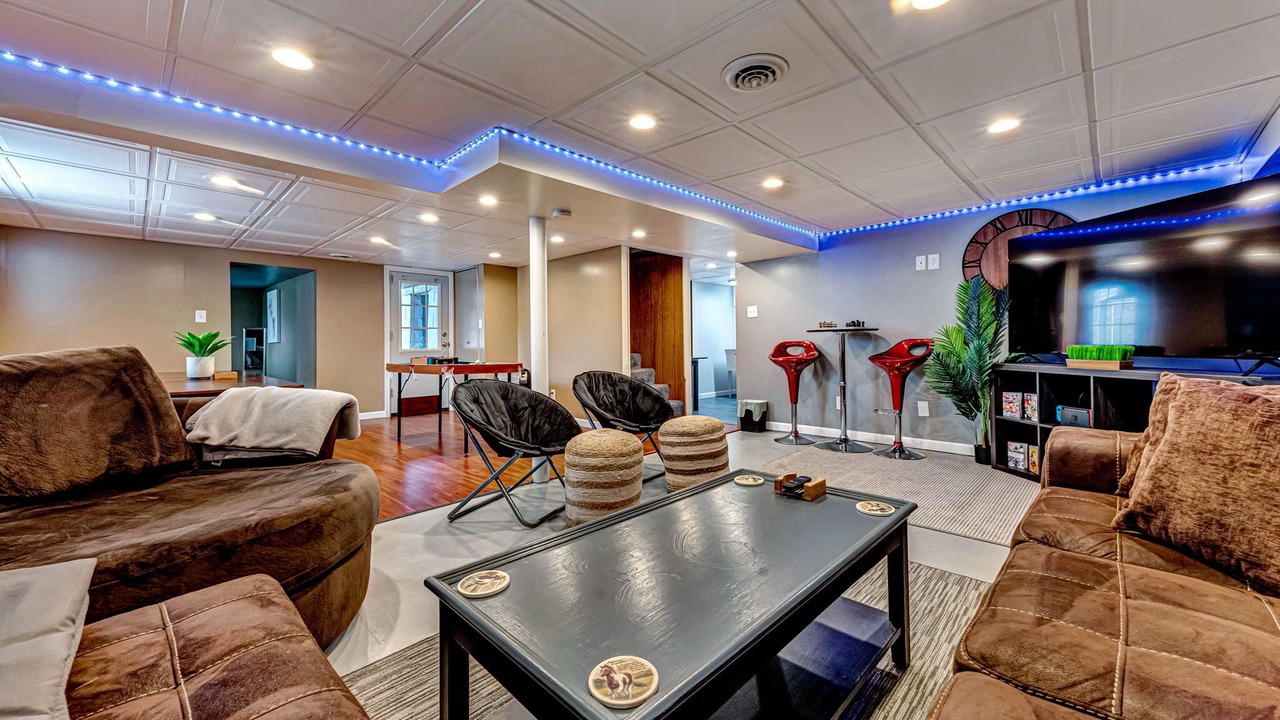 Photo of Livingroom in Monaca