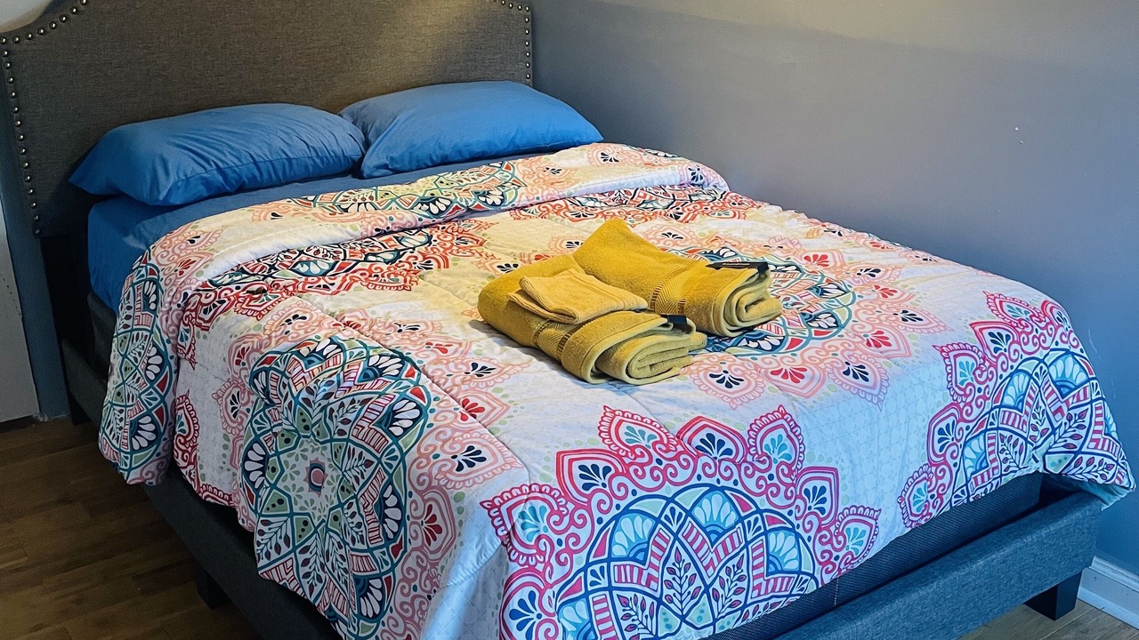 Photo of Bedroom in Lower Vailsburg