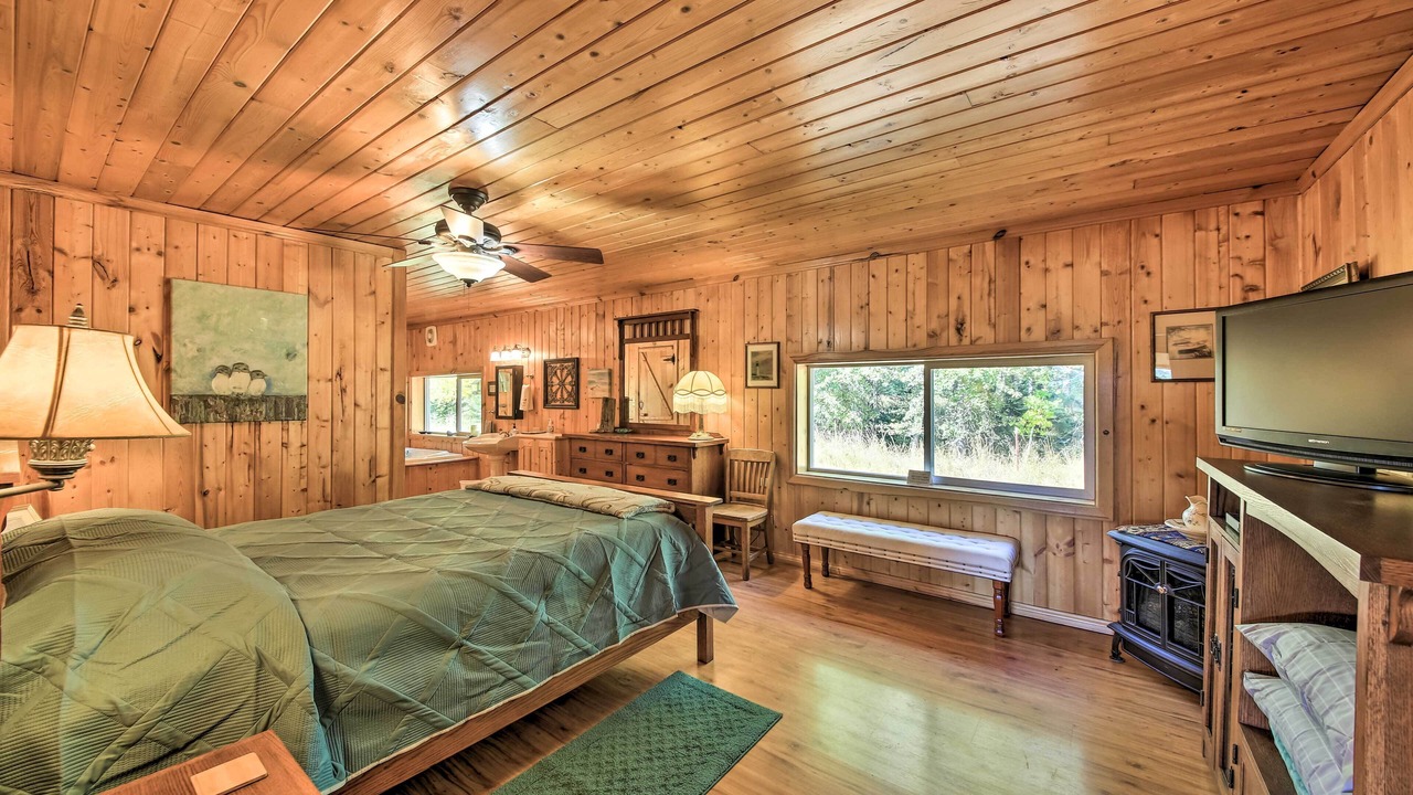 Photo of Bedroom in Priest River