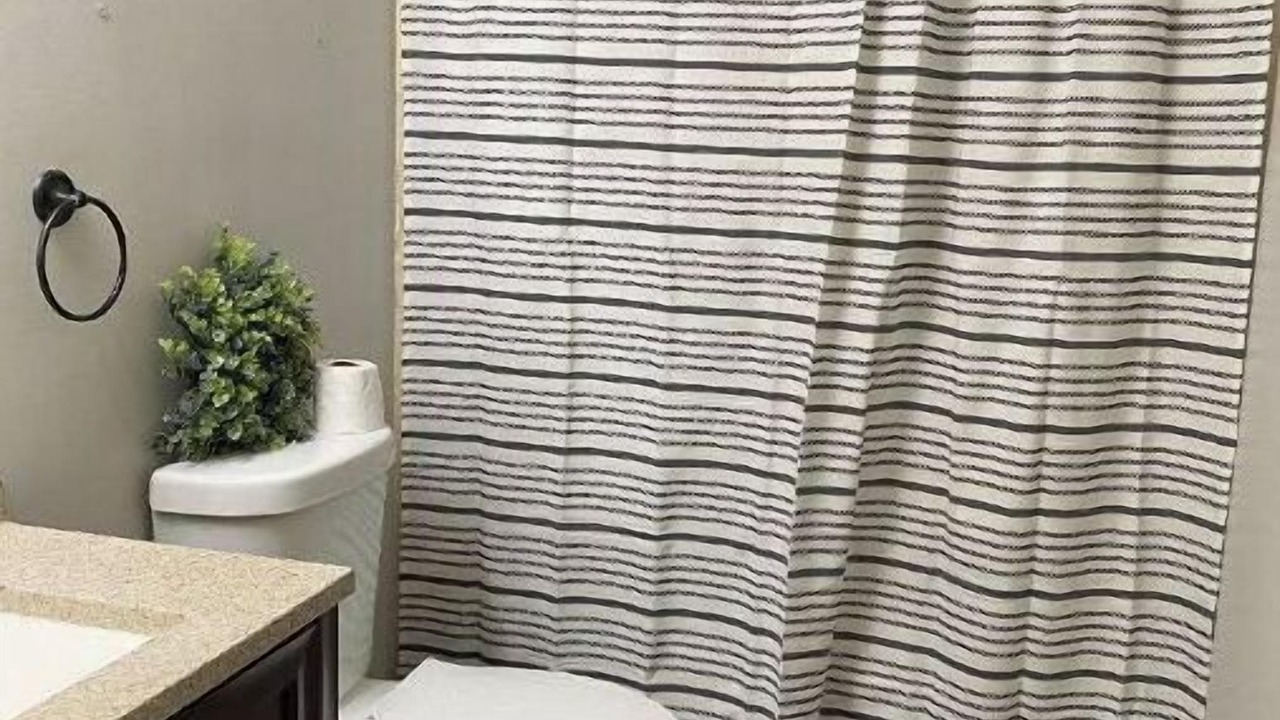 Photo of Bathroom in Oakbrook