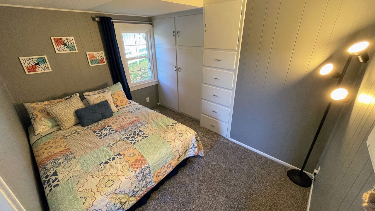 Photo of Bedroom in Millersburg