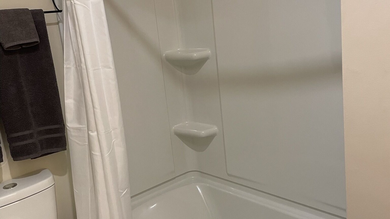 Photo of Bathroom in Confluence