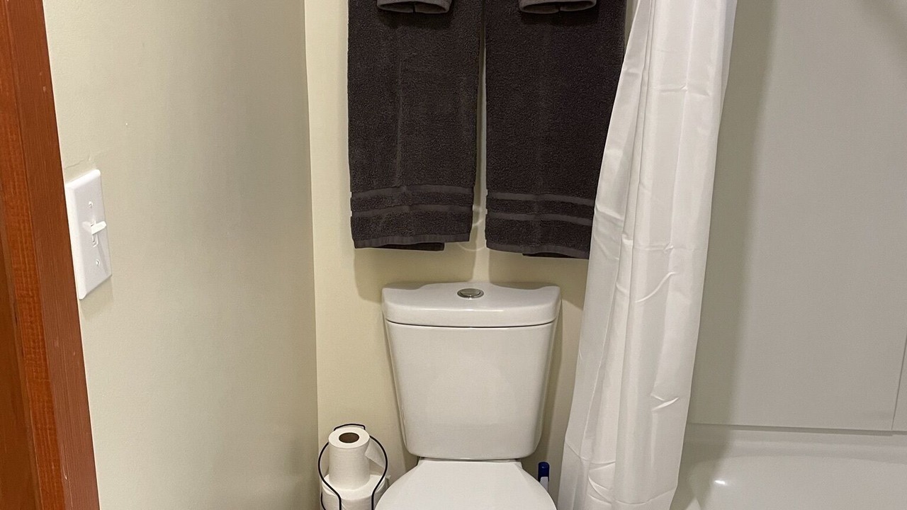 Photo of Bathroom in Confluence