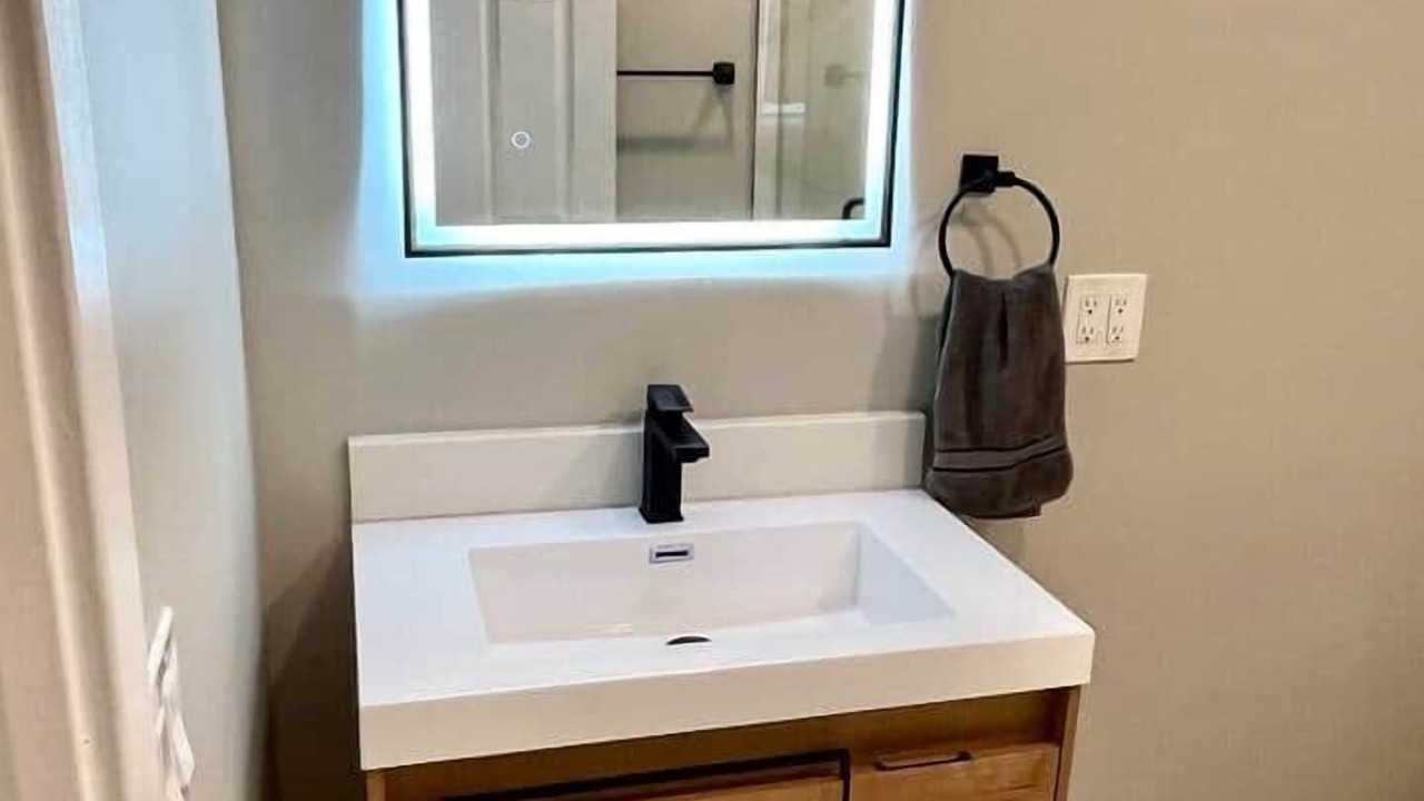 Photo of Bathroom in Melrose