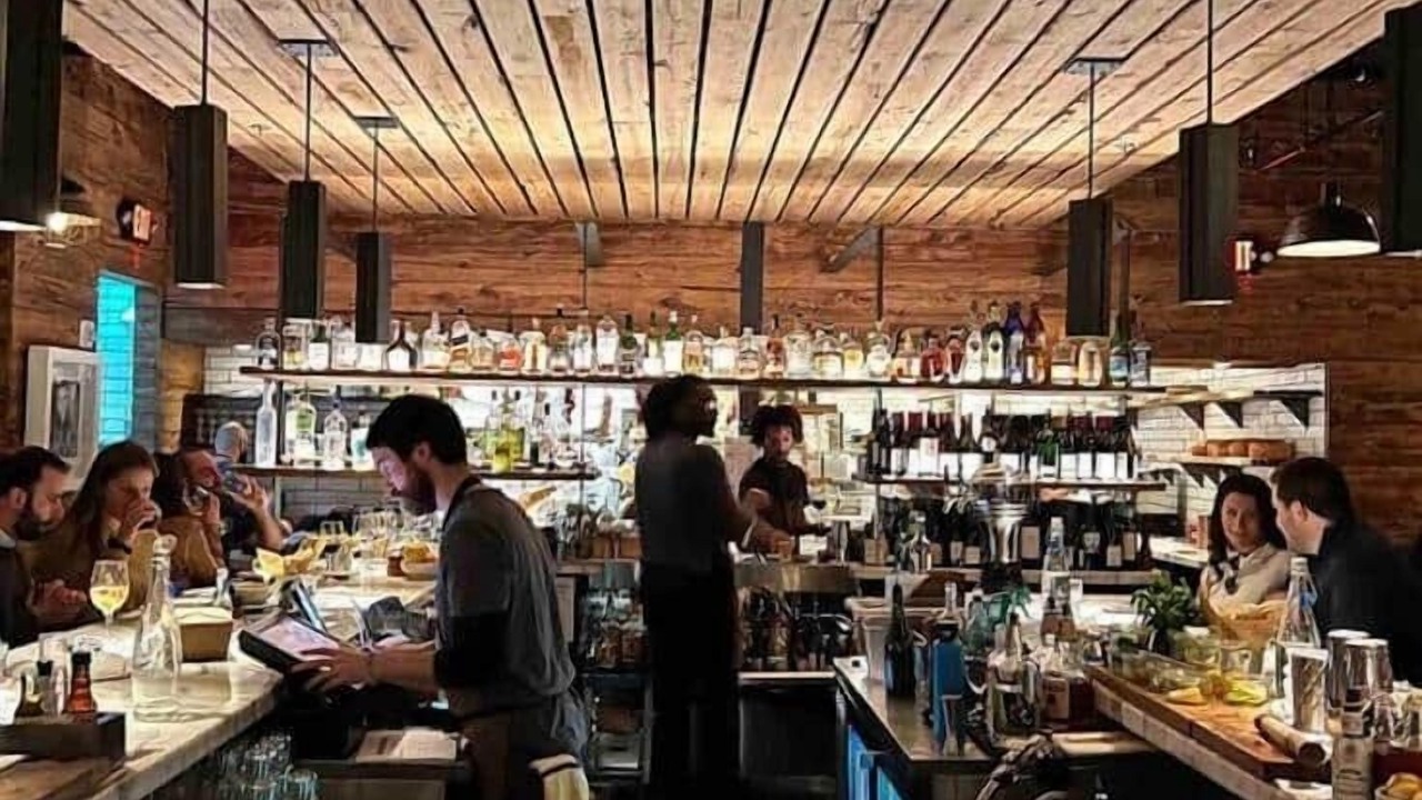 Photo of Others in Melrose