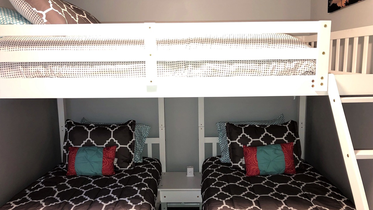 Photo of Bedroom in Oak Harbor