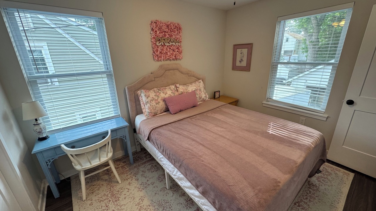 Photo of Bedroom in Newtown Square
