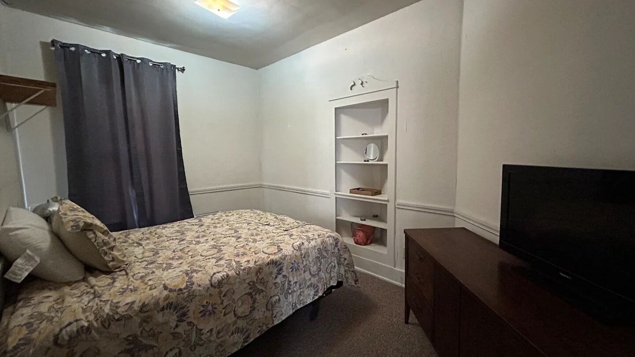 Photo of Bedroom in Morgantown