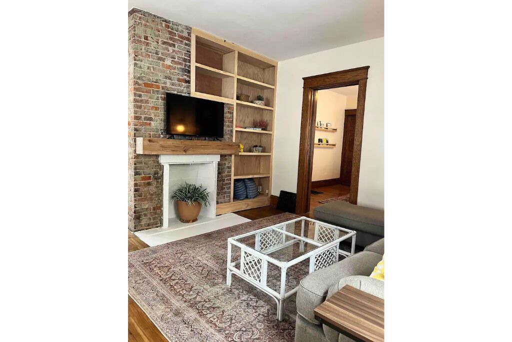 Photo of Livingroom in Meadville