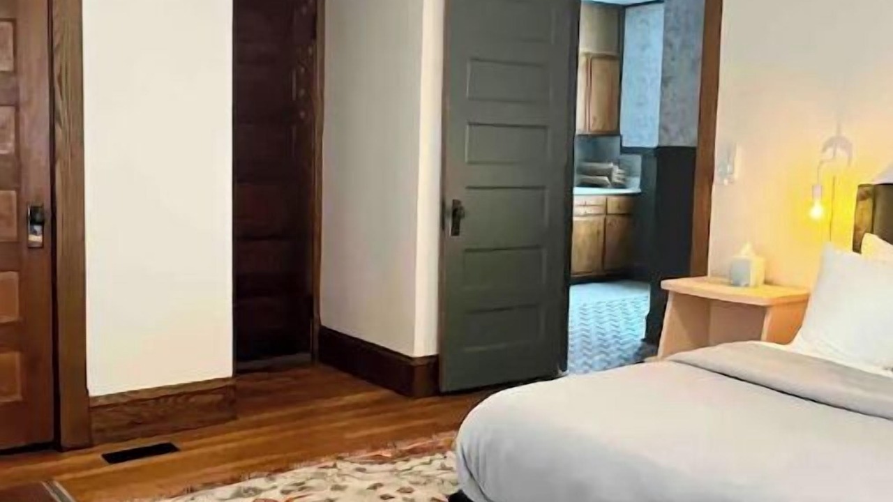 Photo of Bedroom in Meadville
