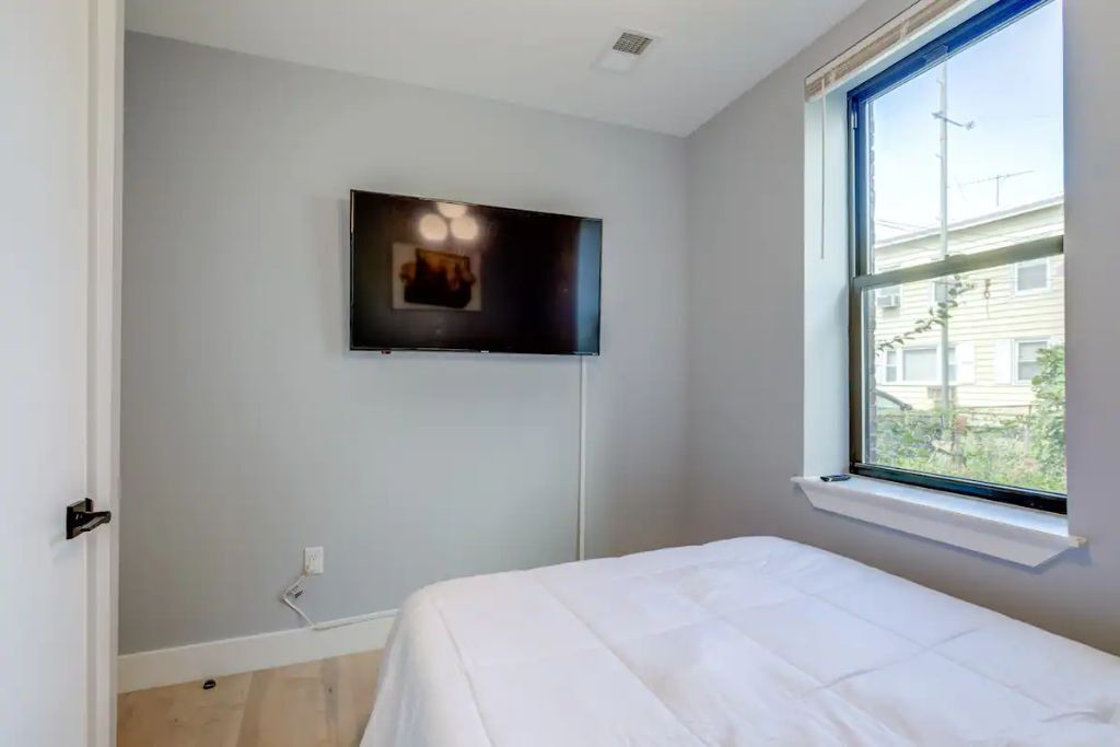 Photo of Bedroom in Ironbound District