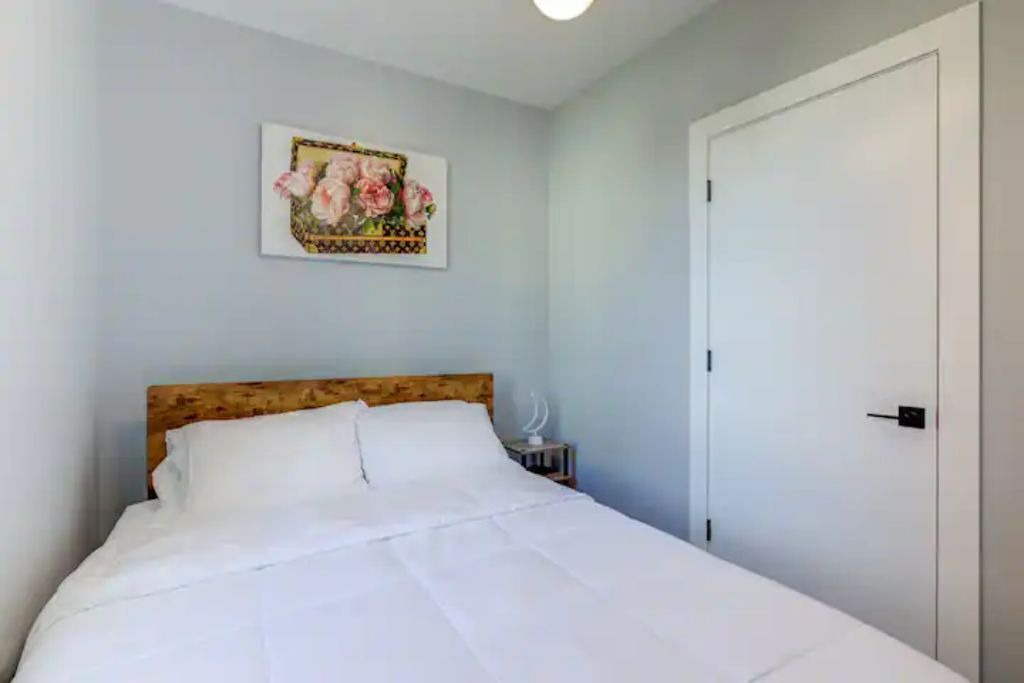 Photo of Bedroom in Ironbound District