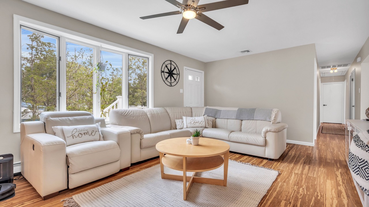 Photo of Livingroom in Forked River