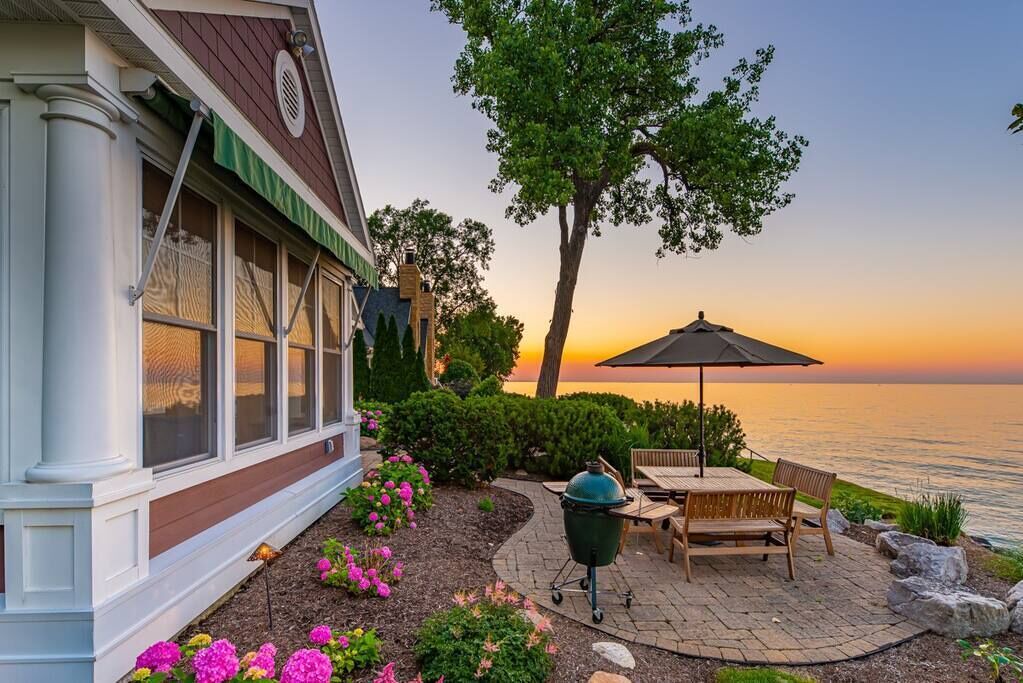 Photo of Outdoor in Huron