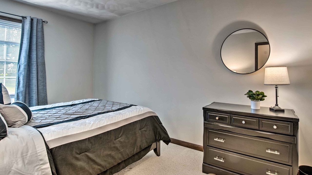 Photo of Bedroom in Lewisburg