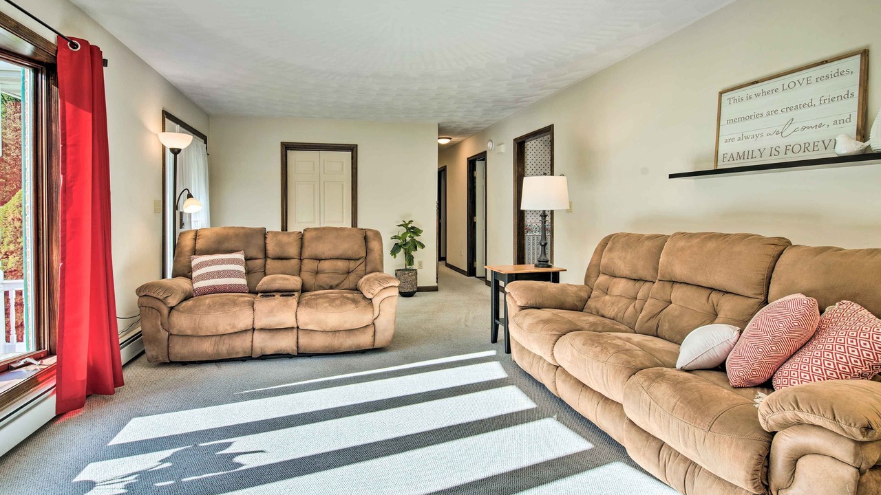 Photo of Livingroom in Lewisburg