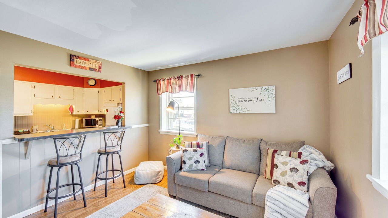 Photo of Bedroom in Gap