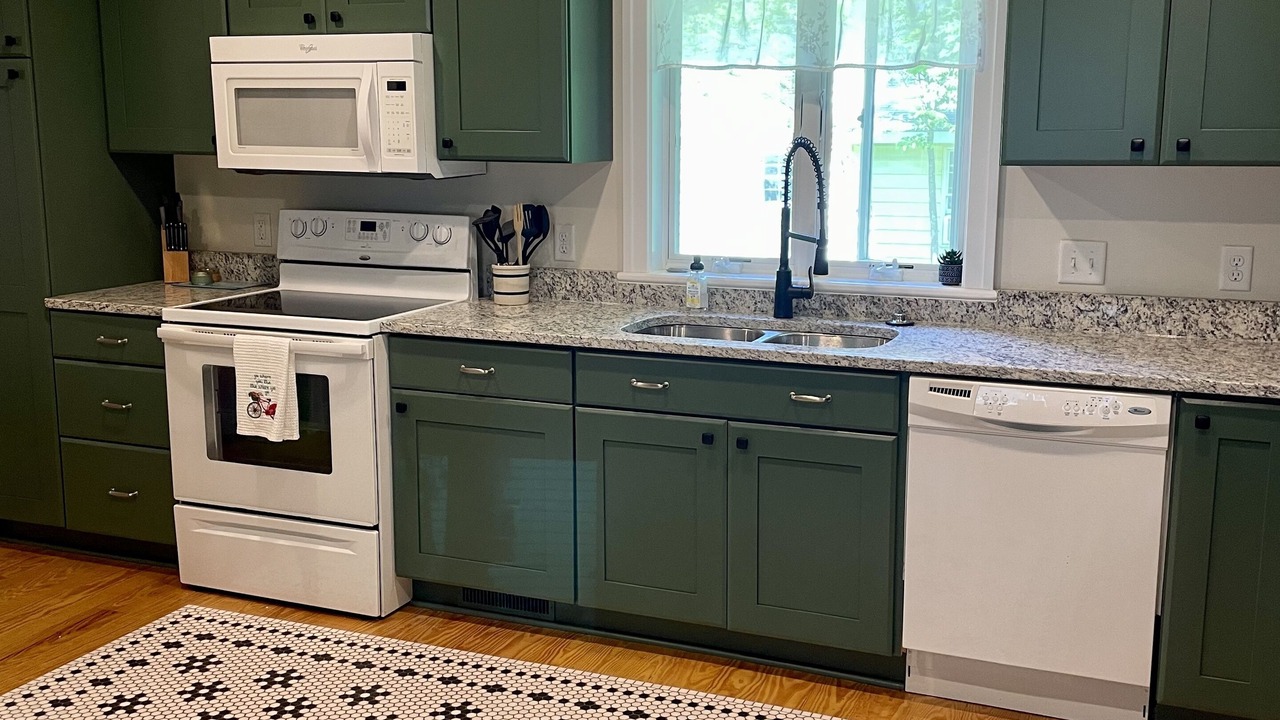 Photo of Kitchen in Lakeside