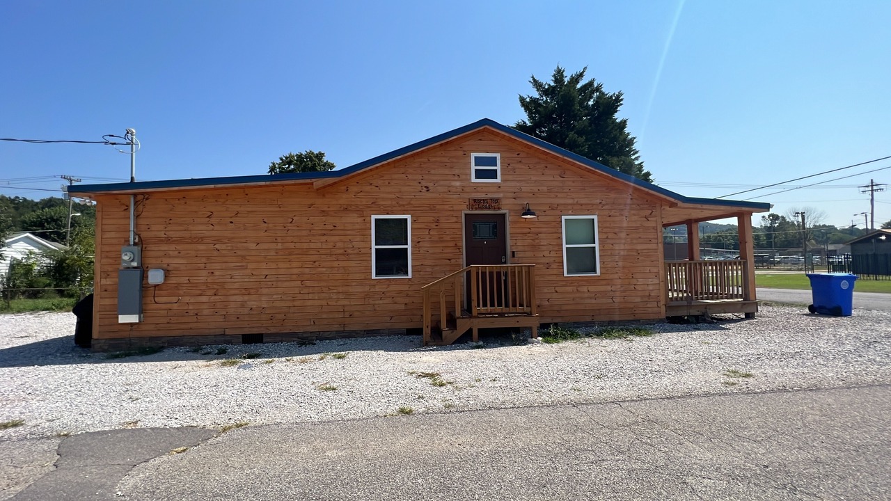 Photo of Outdoor in Rocky Top