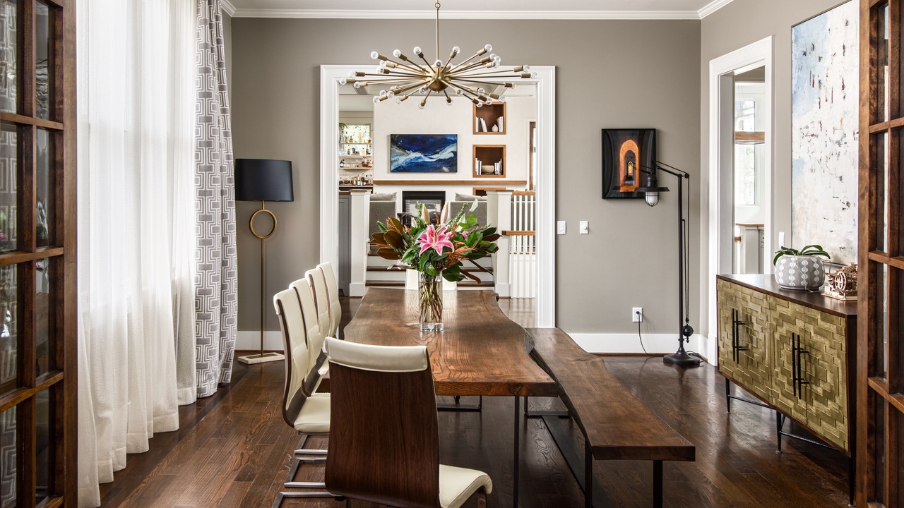 Photo of Livingroom in Belmont - Hillsboro