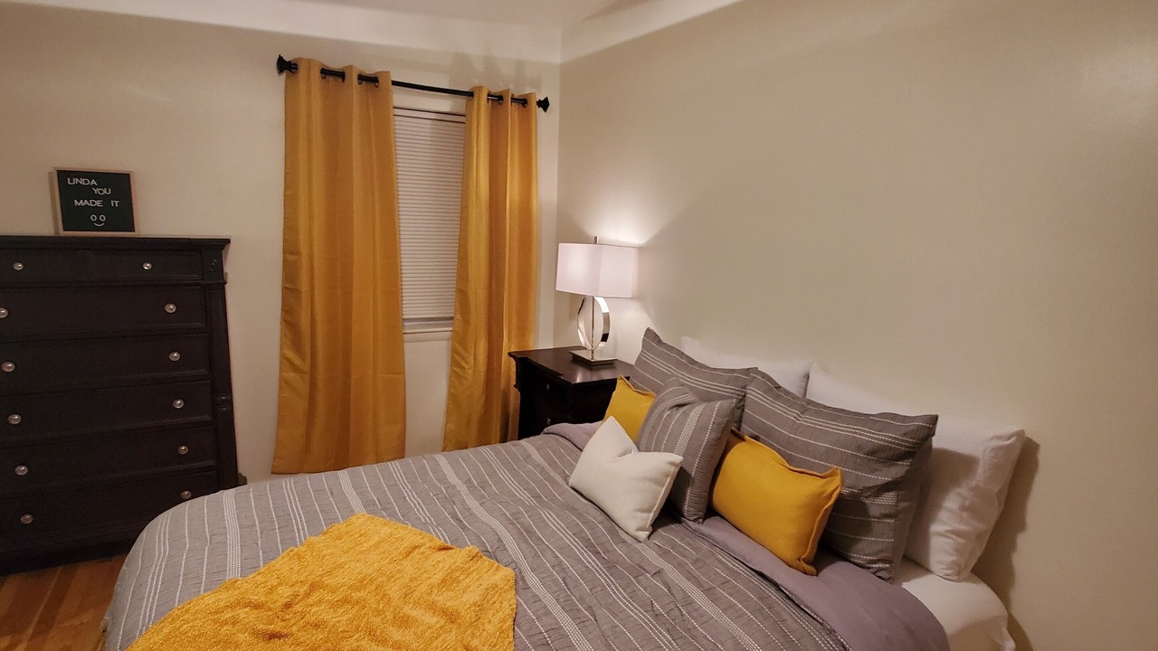 Photo of Bedroom in Fairmount