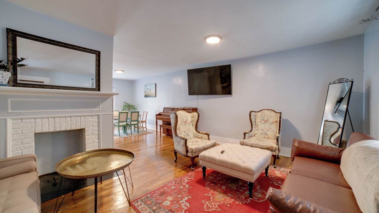 Photo of Bedroom in Wilkinsburg