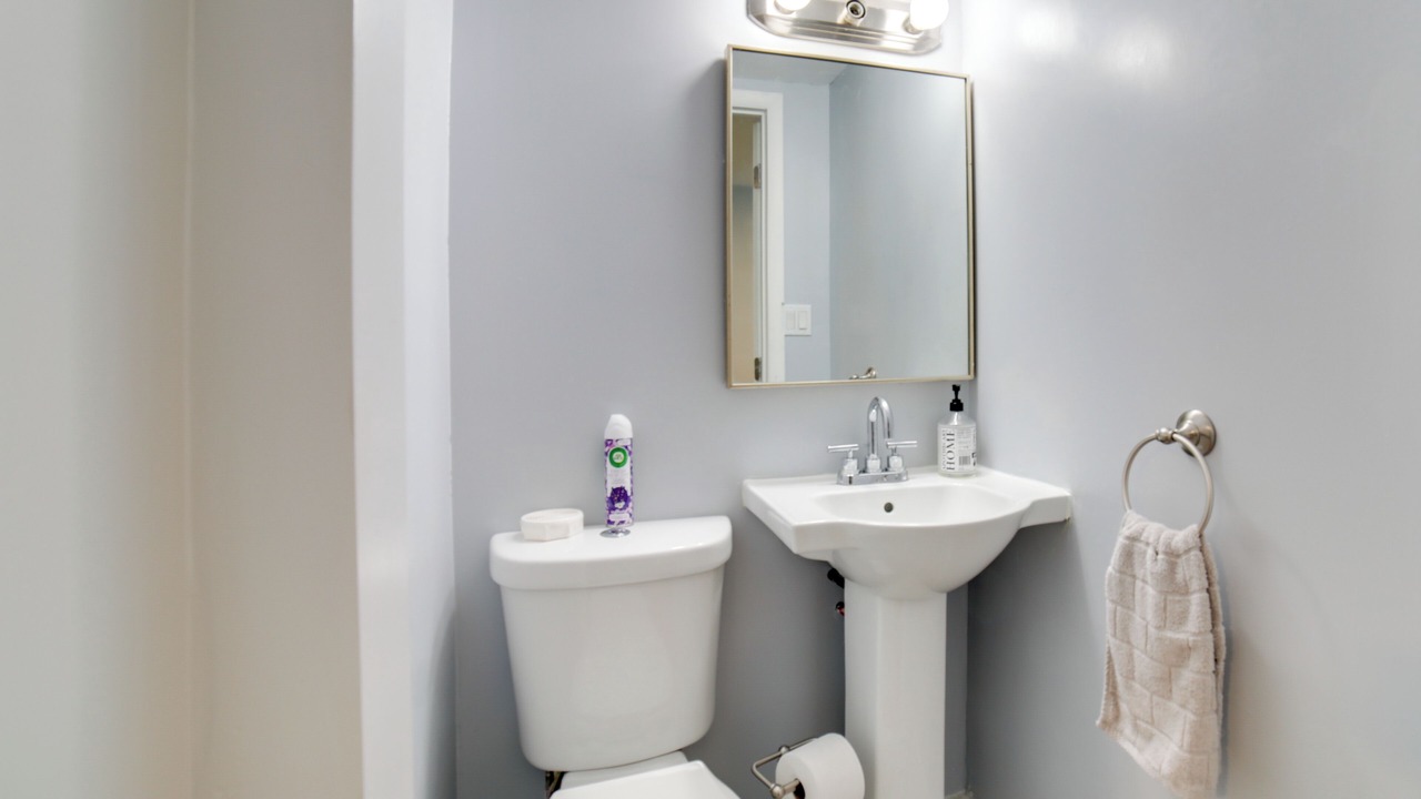 Photo of Bathroom in Wilkinsburg