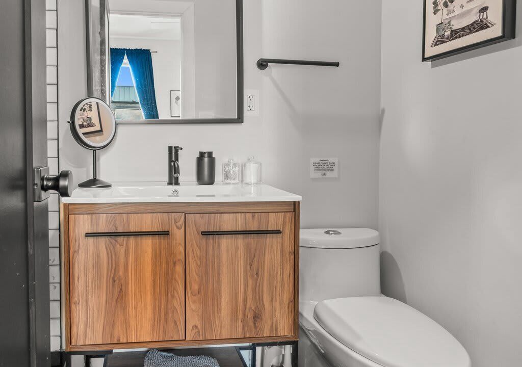Photo of Bathroom in Girard Estates