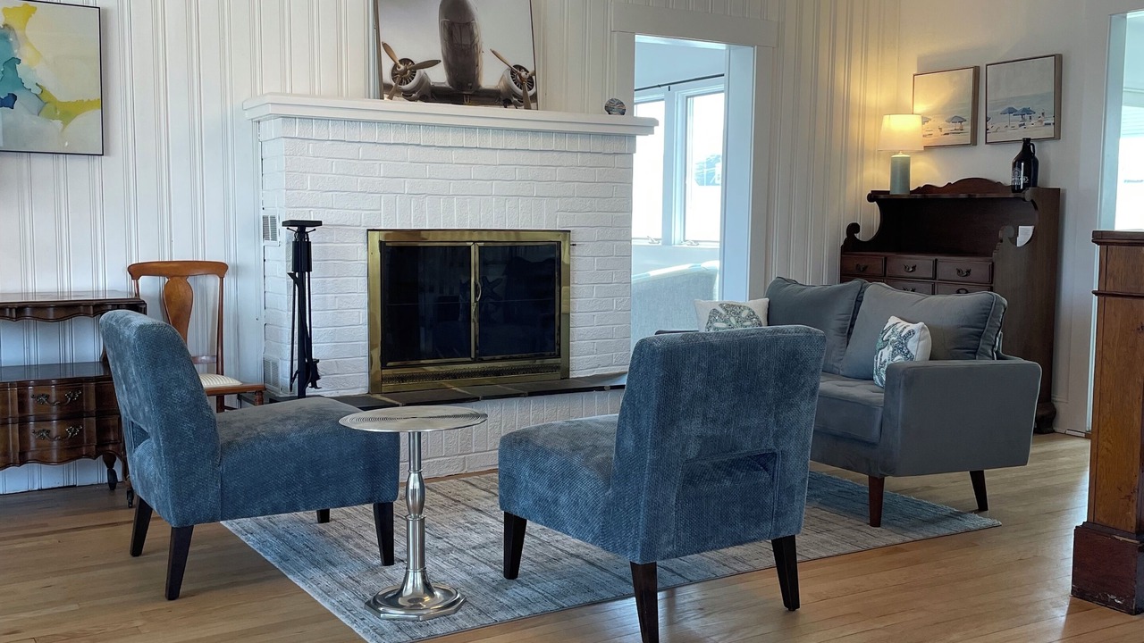 Photo of Livingroom in Bradley Beach