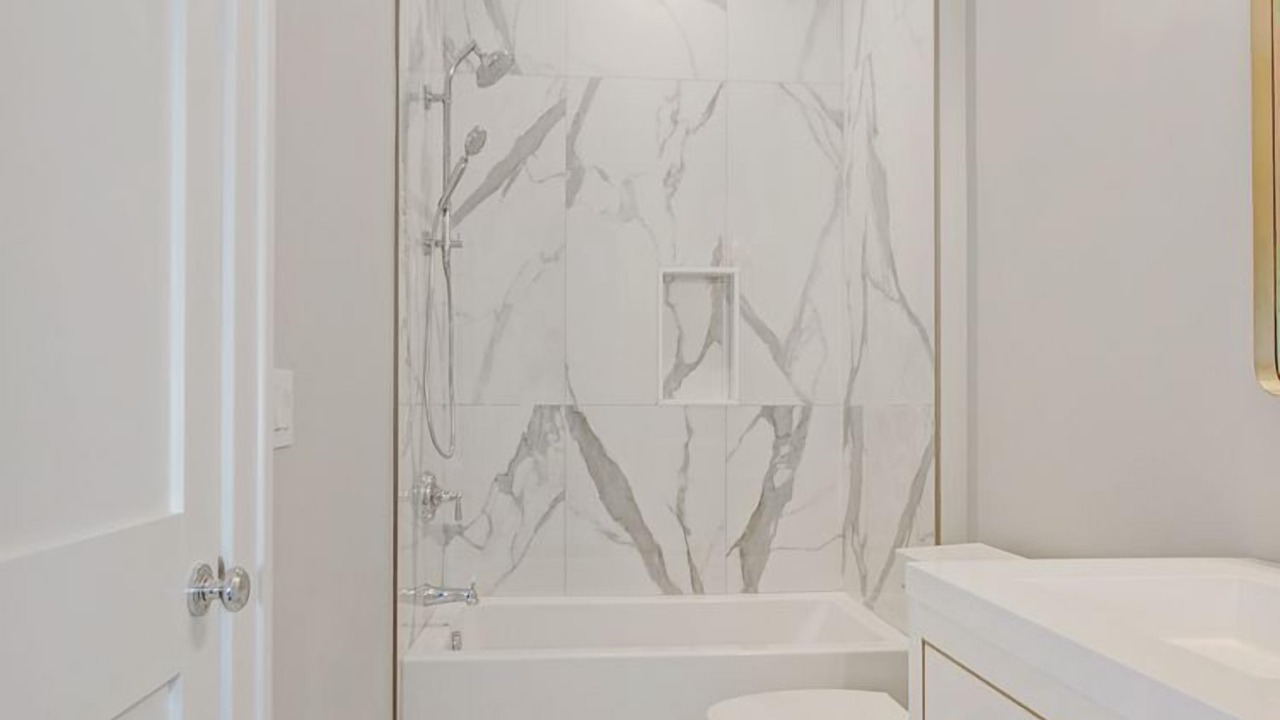 Photo of Bathroom in Stone Harbor