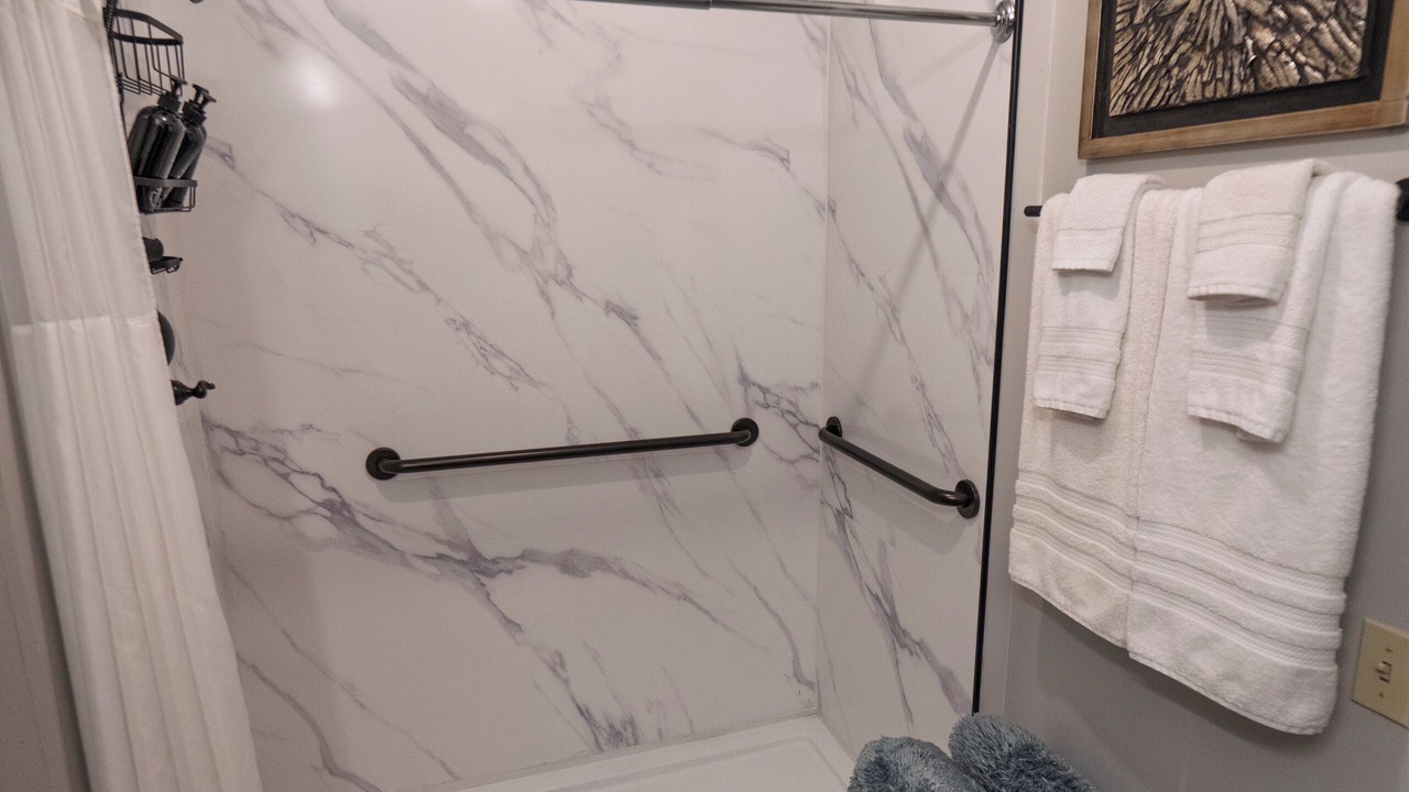 Photo of Bathroom in Grove City