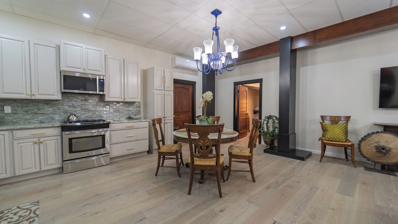 Photo of Kitchen in Grove City