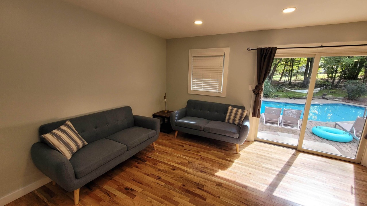 Photo of Livingroom in Monticello