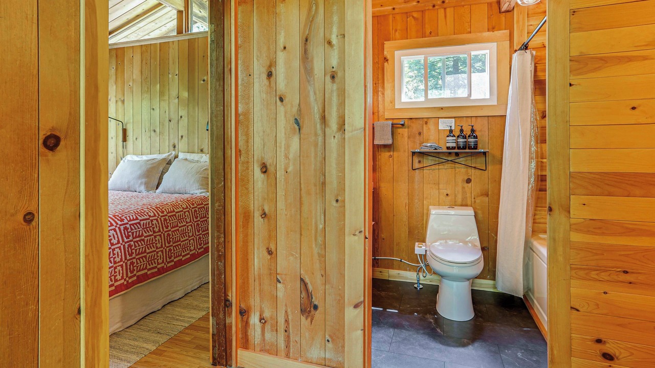 Photo of Bedroom in High Falls