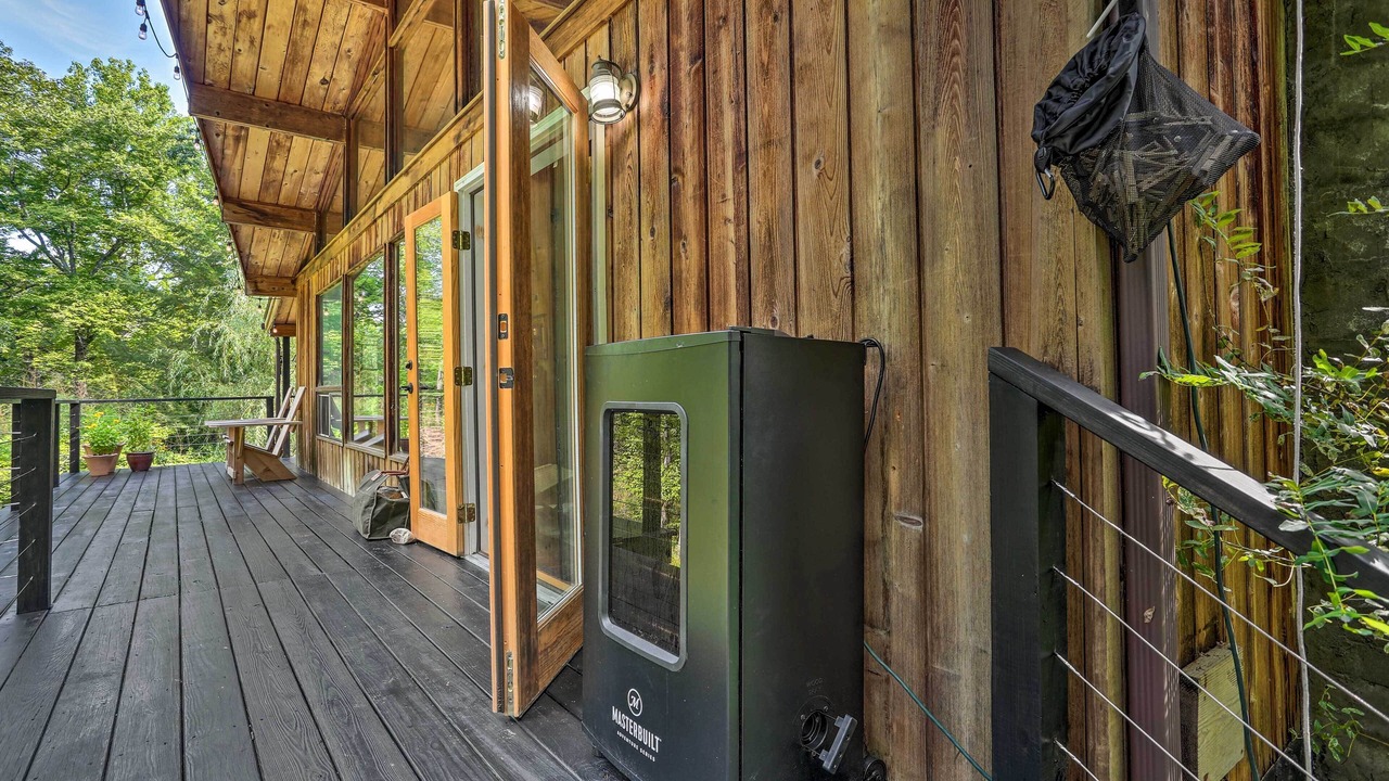 Photo of Patio Balcony in High Falls