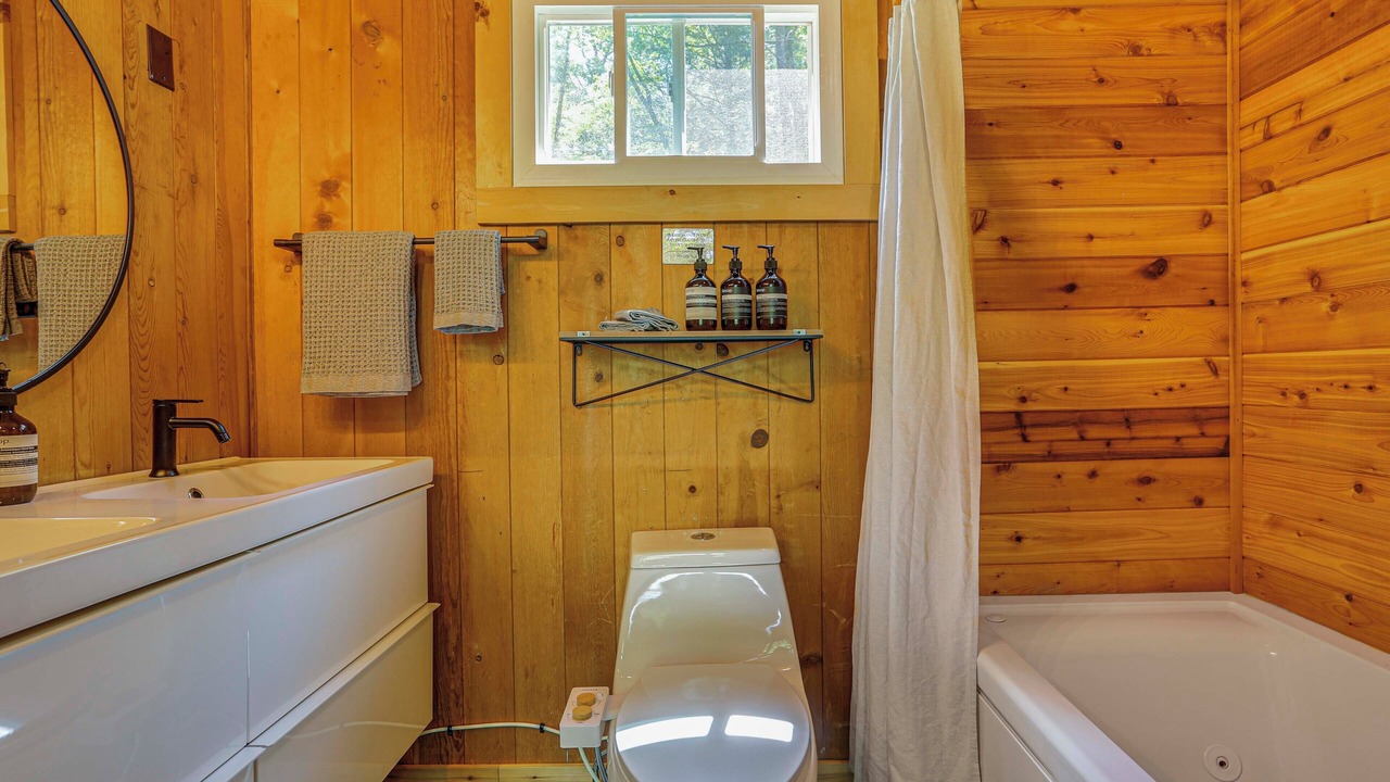 Photo of Bathroom in High Falls