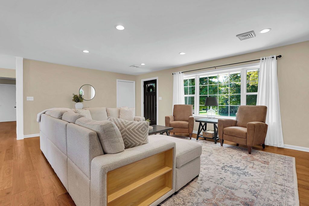 Photo of Livingroom in Gordonville